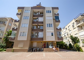 Квартира 2+1 в пешей доступности к морю в Коньаялты Анталья