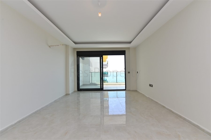 Квартира 2+1 в комплексе на первой линии