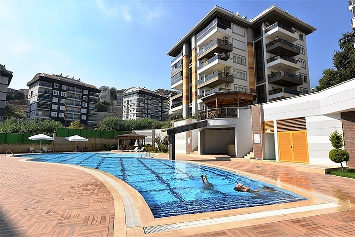 Меблированный пентхаус 4+2 люкс класса в районе Оба