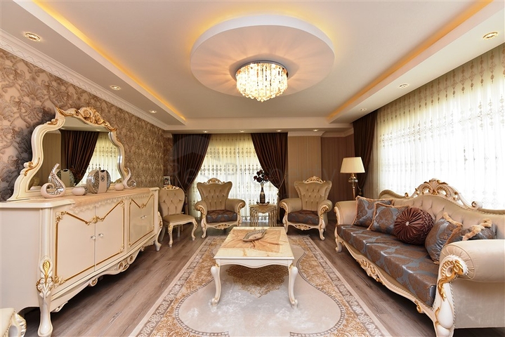 Меблированный пентхаус 4+2 люкс класса в районе Оба