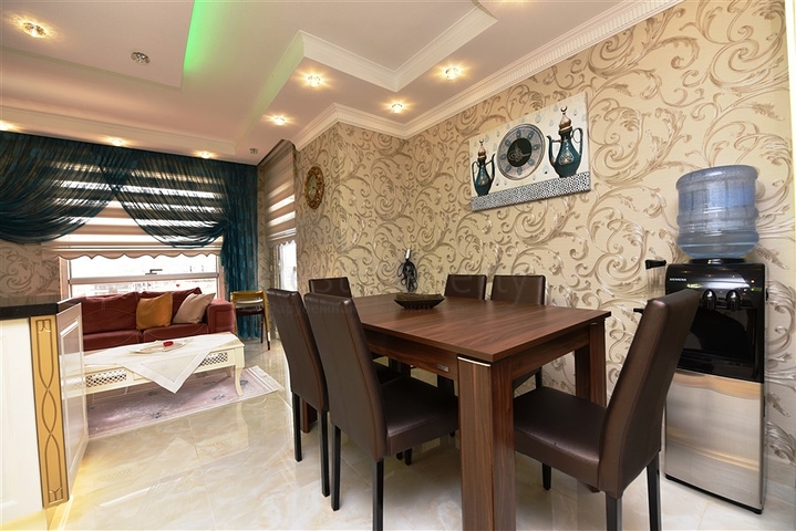 Меблированный пентхаус 4+2 люкс класса в районе Оба