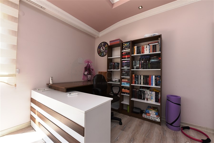 Меблированный пентхаус 4+2 люкс класса в районе Оба