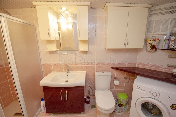 Трехкомнатная квартира в комплексе в Лимане Коньяалты Анталья