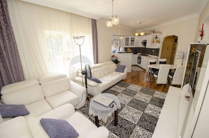 Трехкомнатная квартира в комплексе в Лимане Коньяалты Анталья