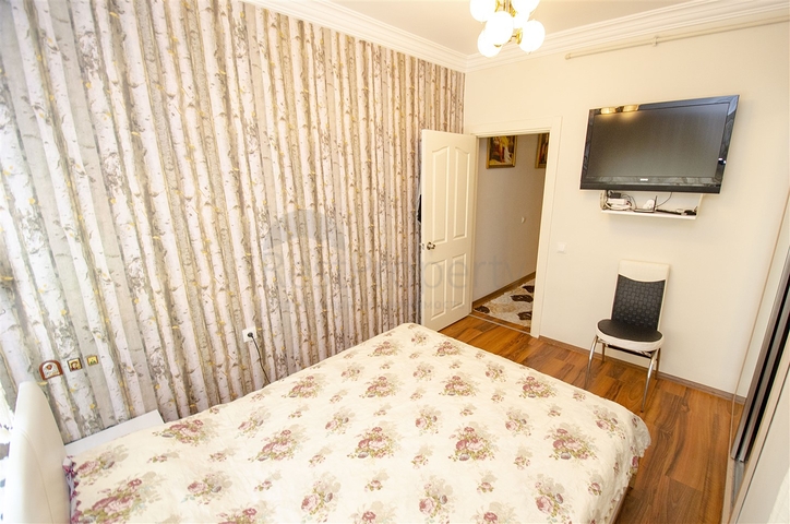 Трехкомнатная квартира в комплексе в Лимане Коньяалты Анталья