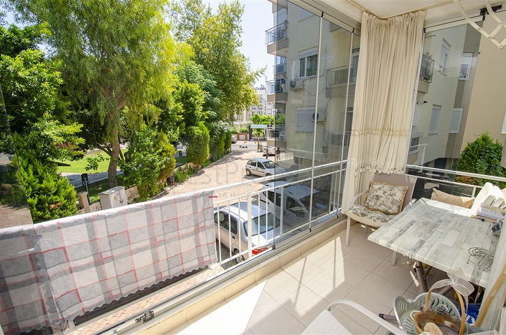 Трехкомнатная квартира в комплексе в Лимане Коньяалты Анталья