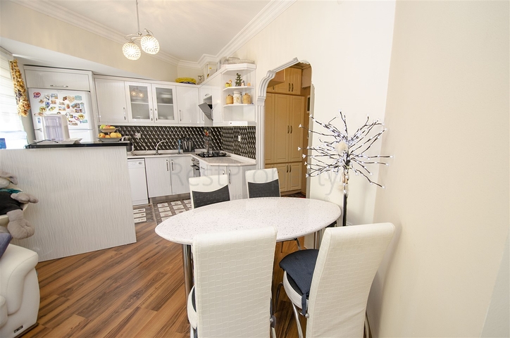 Трехкомнатная квартира в комплексе в Лимане Коньяалты Анталья