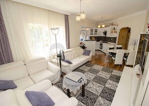 Трехкомнатная квартира в комплексе в Лимане Коньяалты Анталья