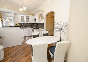 Трехкомнатная квартира в комплексе в Лимане Коньяалты Анталья