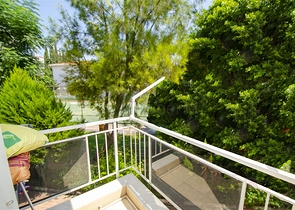 Трехкомнатная квартира в комплексе в Лимане Коньяалты Анталья