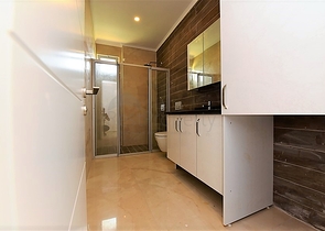 Четырехкомнатная квартира в европейском районе Оба