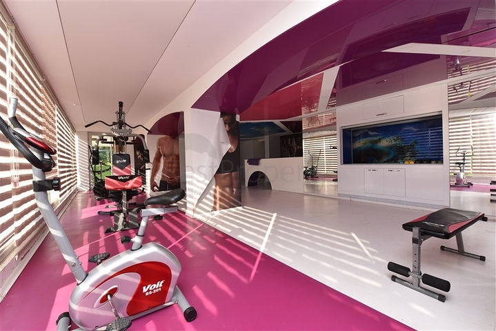 Пентхаус с четырьмя спальнями в районе Кестель