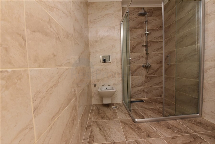 Пентхаус с четырьмя спальнями в районе Кестель