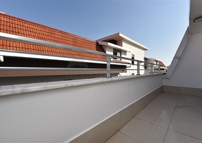 Пентхаус с четырьмя спальнями в районе Кестель