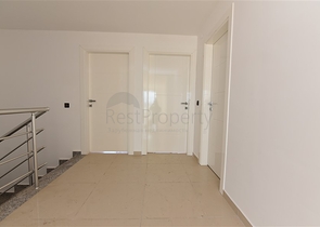 Пентхаус с четырьмя спальнями в районе Кестель