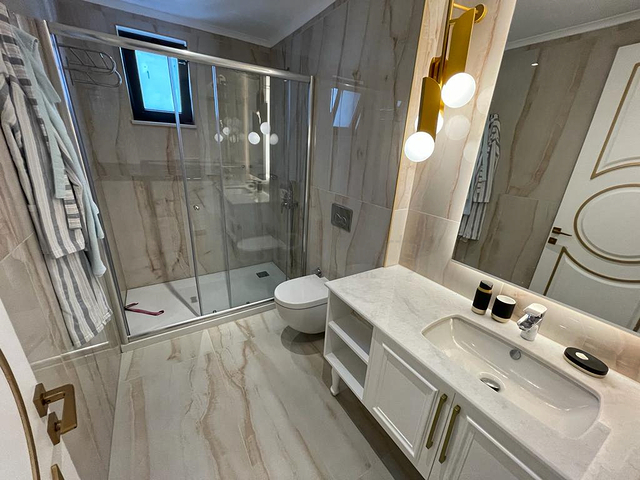 Виллы на завершении строительства в центре Белека