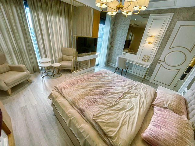 Виллы на завершении строительства в центре Белека