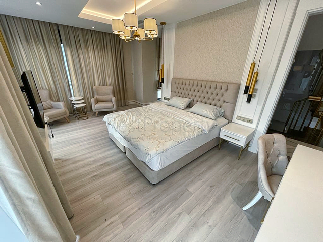 Виллы на завершении строительства в центре Белека