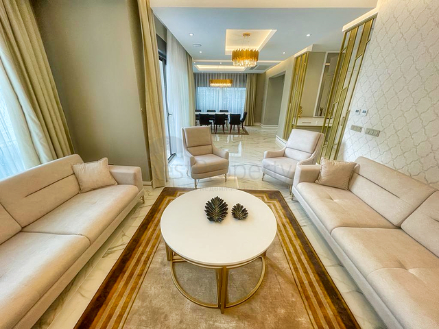 Виллы на завершении строительства в центре Белека