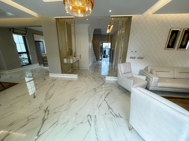 Виллы на завершении строительства в центре Белека