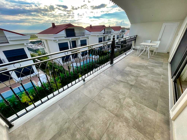 Виллы на завершении строительства в центре Белека