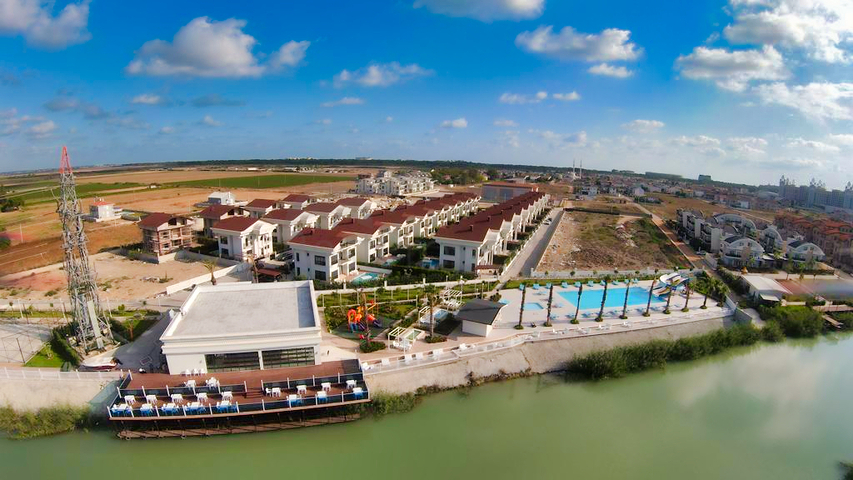 Виллы на завершении строительства в центре Белека