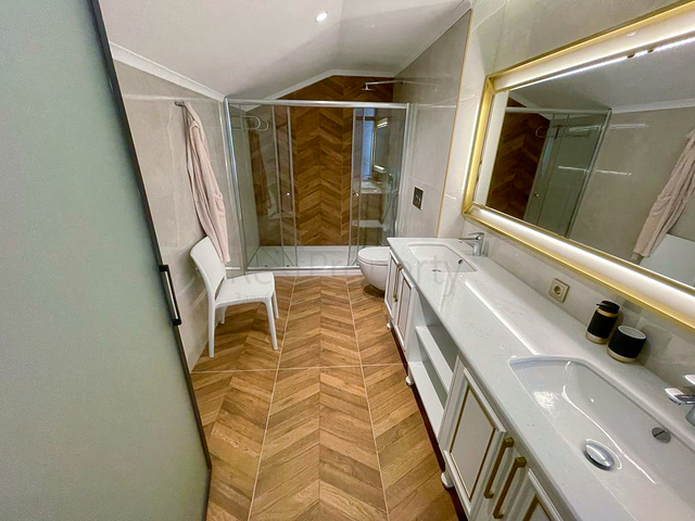 Виллы на завершении строительства в центре Белека