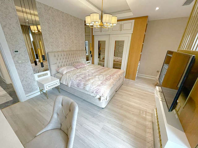 Виллы на завершении строительства в центре Белека