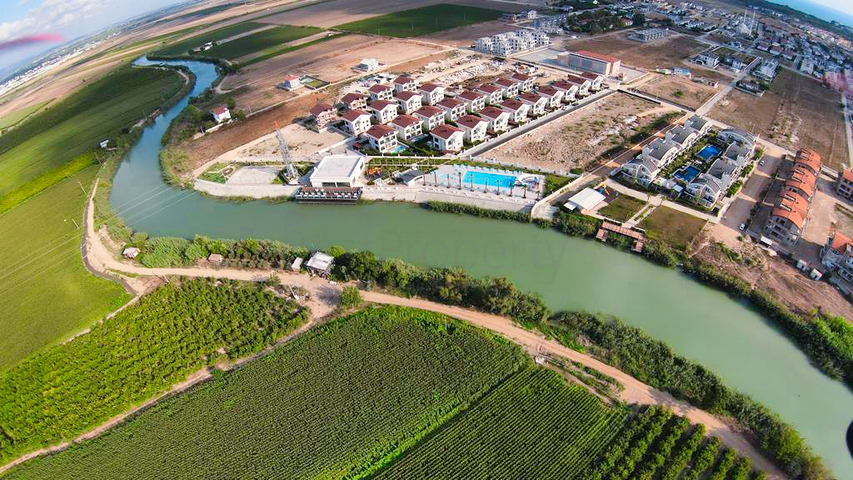 Виллы на завершении строительства в центре Белека