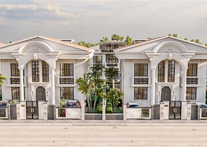 Виллы на завершении строительства в центре Белека