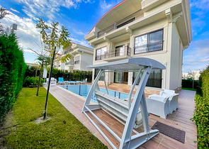 Виллы на завершении строительства в центре Белека