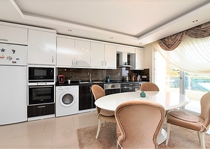 Меблированный пентхаус 3+1 с видом на море