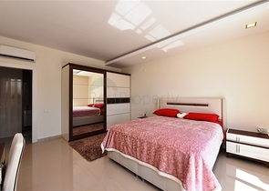 Меблированный пентхаус 3+1 с видом на море