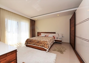 Меблированный пентхаус 3+1 с видом на море