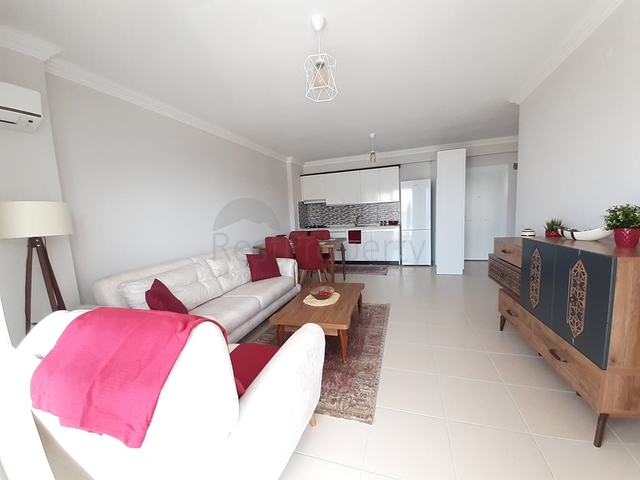 Меблированная квартира 1+1 в центре Махмутлара