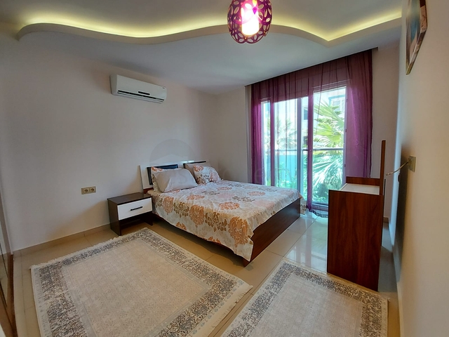 Меблированные апартаменты планировкой 1+1 в районе Махмутлар