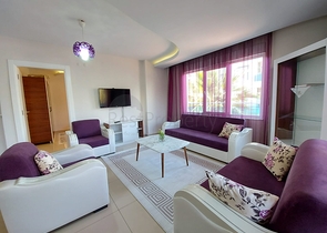 Меблированные апартаменты планировкой 1+1 в районе Махмутлар