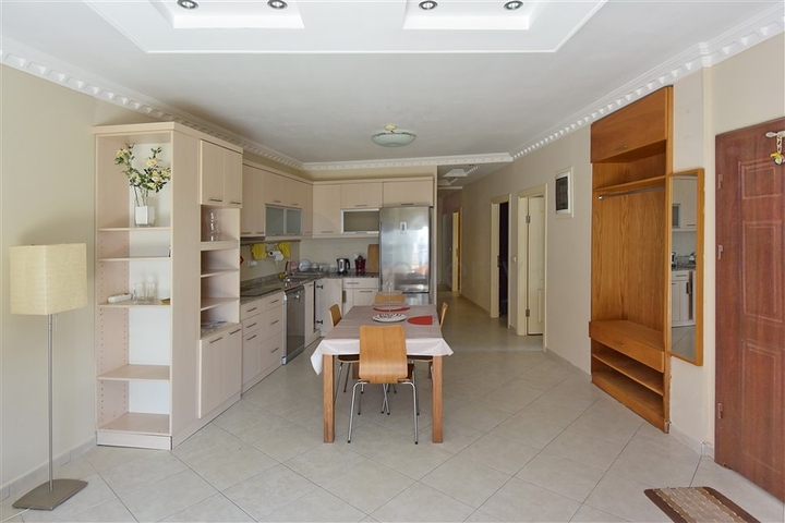 Четырёхкомнатная квартира в районе Авсаллар