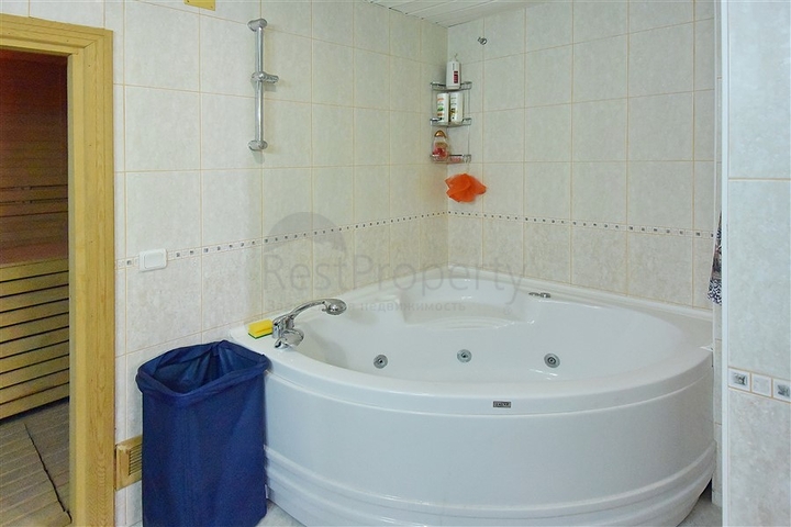 Четырёхкомнатная квартира в районе Авсаллар