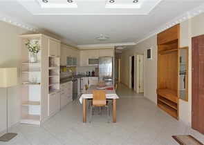 Четырёхкомнатная квартира в районе Авсаллар