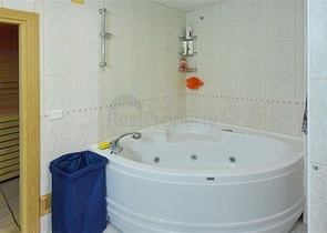 Четырёхкомнатная квартира в районе Авсаллар