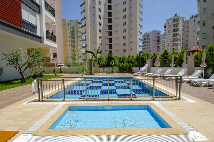 Квартиры 2+1 в комплексе рядом с Боачай каналом в Лимане Коньяалты