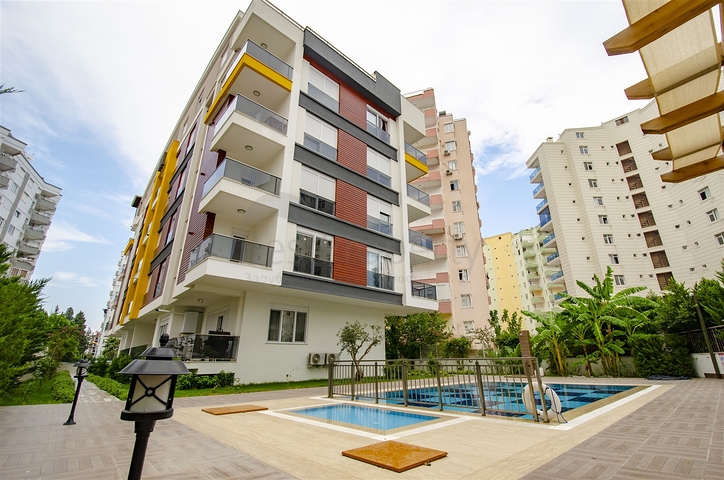 Квартиры 2+1 в комплексе рядом с Боачай каналом в Лимане Коньяалты