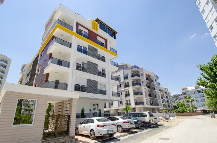 Квартиры 2+1 в комплексе рядом с Боачай каналом в Лимане Коньяалты