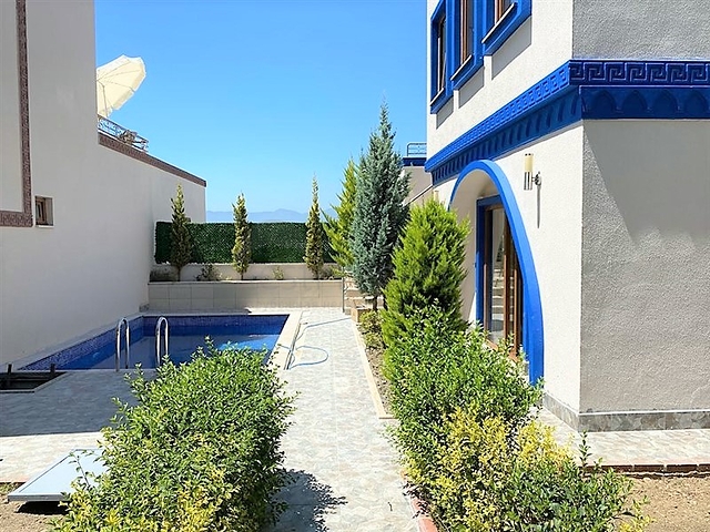 Виллы по привлекательной цене в районе Каргыджак