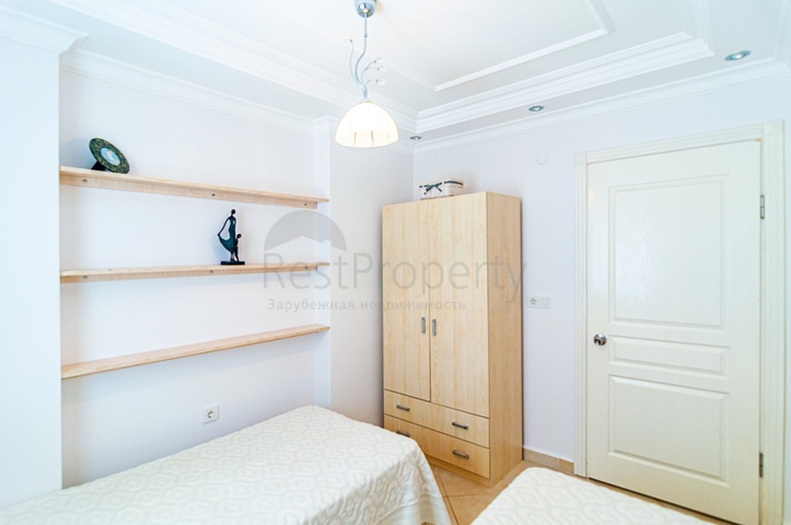 Меблированная квартира 2+1 с видом на море и горы