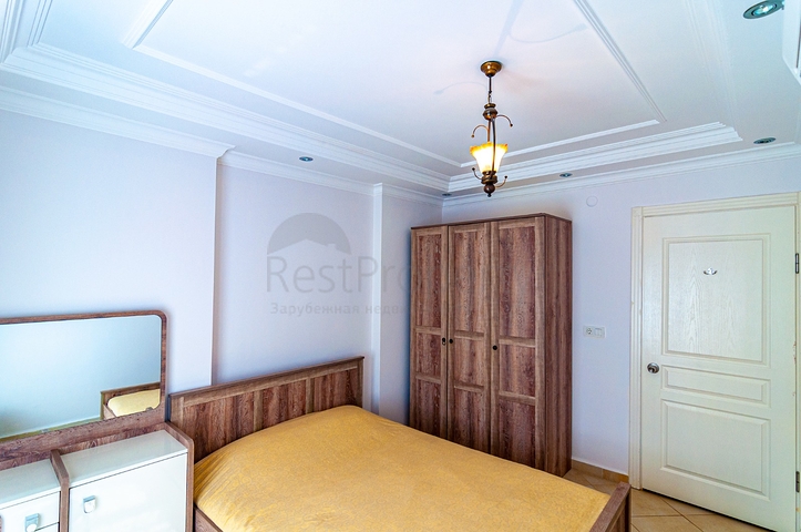 Меблированная квартира 2+1 с видом на море и горы