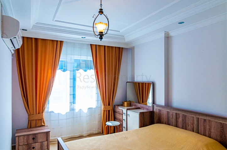 Меблированная квартира 2+1 с видом на море и горы