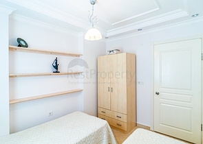 Меблированная квартира 2+1 с видом на море и горы