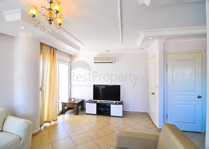 Меблированная квартира 2+1 с видом на море и горы